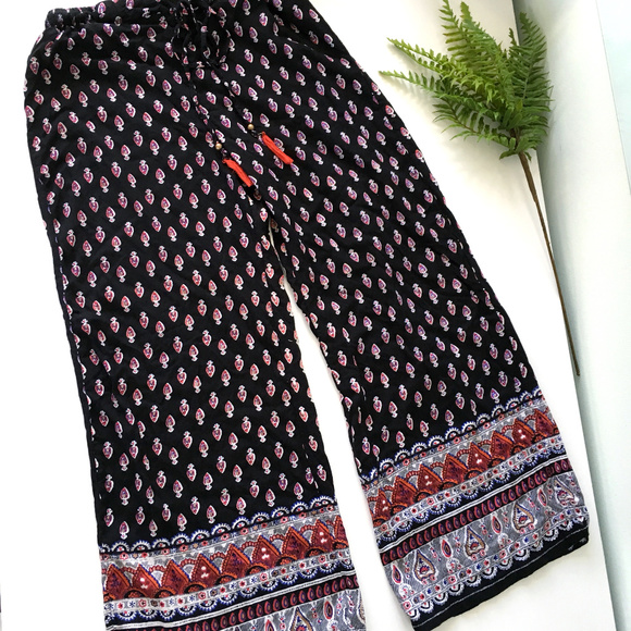 Francesca's Collections Pants - Francesca's Alya Boho Paisley Wide Leg Soft Pants
